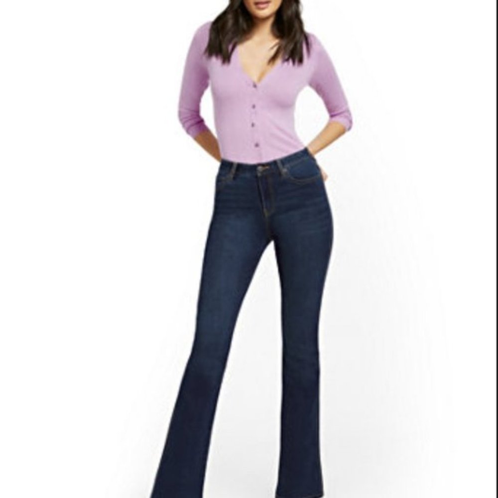 NWOT NY&co Dark Wash Bootcut Jeans 2petite